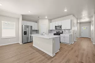 217 Sweetwater Crk Ln, Hutto, TX 78634 - Photo 11