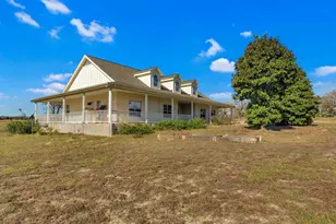 1949 FM619, Elgin, TX 78621 - Photo 25