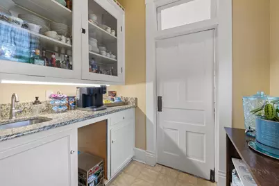 819 Hackberry Street, Taylor, TX 76574 - Photo 17