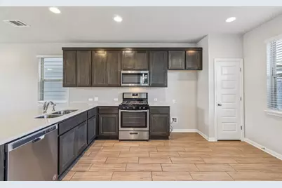 1737 Fountain Bridge Drive, Leander, TX 78641 - Photo 7