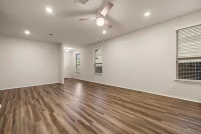 284 Zuma Drive, Liberty Hill, TX 78642 - Photo 3