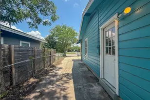 1412 Vargas Rd, Austin, TX 78741 - Photo 17