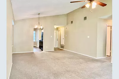 2105 Balsam Way, Round Rock, TX 78665 - Photo 5