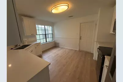 1915 Egger Avenue, Round Rock, TX 78664 - Photo 5