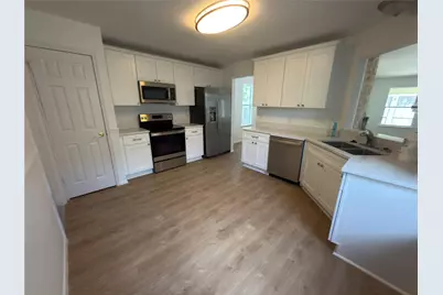 1915 Egger Avenue, Round Rock, TX 78664 - Photo 7