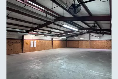 1001 Huser Boulevard Boulevard, Schulenburg, TX 78956 - Photo 5