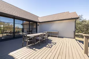 702 E Summit Dr, Briarcliff, TX 78669 - Photo 21
