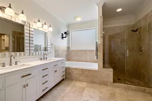 702 E Summit Dr, Spicewood, TX 78669 - Photo 11