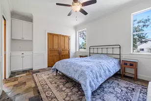 702 E Summit Dr, Spicewood, TX 78669 - Photo 13