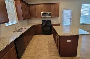 127 Trailside Ln, Bastrop, TX 78602 - Photo 5