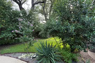 7509 Stonecliff Cir, Austin, TX 78731 - Photo 19