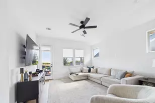 7602 Bardstown Wy, Austin, TX 78744 - Photo 7