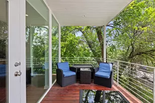 2016 Jesse E. Segovia St, Austin, TX 78702 - Photo 37