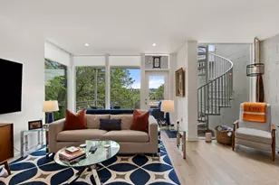 2016 Jesse E. Segovia St, Austin, TX 78702 - Photo 3