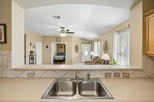 200 Bubbling Brook Dr, Hutto, TX 78634 - Photo 7
