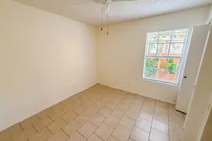 8811-B Pineridge Dr, Austin, TX 78729 - Photo 5
