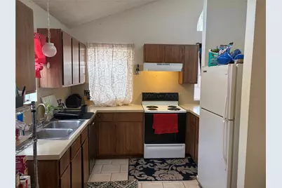 8811-B Pineridge Drive #B, Austin, TX 78729 - Photo 5