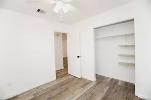 13103 Pollard Dr, Austin, TX 78727 - Photo 7
