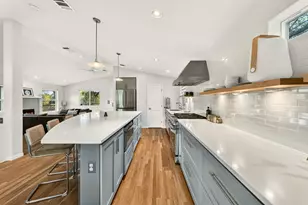 1800 W 10th St, Austin, TX 78703 - Photo 11