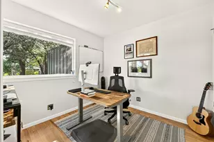1800 W 10th St, Austin, TX 78703 - Photo 23