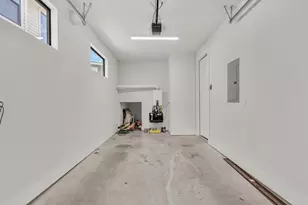 408 W Odell St, Austin, TX 78752 - Photo 29
