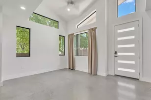 408 W Odell St, Austin, TX 78752 - Photo 5