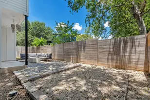408 W Odell St, Austin, TX 78752 - Photo 33