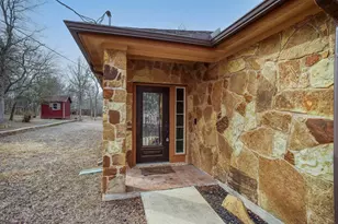 179 Keanahalululu Ln, Bastrop, TX 78602 - Photo 5