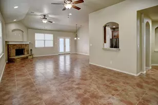 179 Keanahalululu Ln, Bastrop, TX 78602 - Photo 7