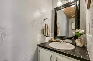 501 Battlecreek Ln, Leander, TX 78641 - Photo 17