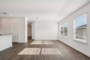 504 Elm Crk Dr, Hutto, TX 78634 - Photo 5