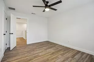 346 Webb St, Smithville, TX 78957 - Photo 33