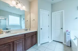 18628 Wind Valley Way, Pflugerville, TX 78660 - Photo 13