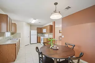 14408 E Gurneys Eagle Dr, Elgin, TX 78621 - Photo 9