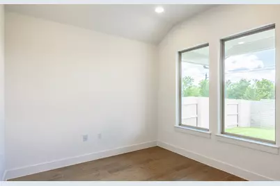 8706 Basil Hayden Lane, Austin, TX 78744 - Photo 7