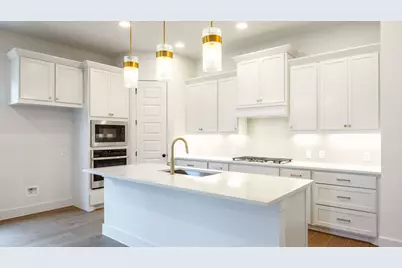 8706 Basil Hayden Lane, Austin, TX 78744 - Photo 9