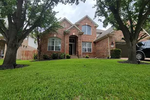 2832 Grimes Ranch Rd, Austin, TX 78732 - Photo 1