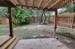 2832 Grimes Ranch Rd, Austin, TX 78732 - Photo 35