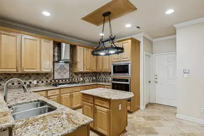 2832 Grimes Ranch Road, Austin, TX 78732 - Photo 11