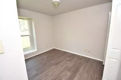 1126 Orchard Park Circle, Pflugerville, TX 78660 - Photo 5