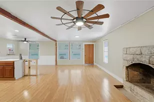 655 N W Loop 230, Smithville, TX 78957 - Photo 9