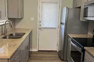 1610 Waterloo Tr, Austin, TX 78704 - Photo 7