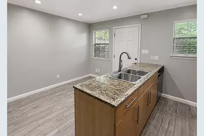 2101 Polaris Avenue #9, Austin, TX 78757 - Photo 9