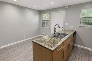 2101 Polaris Ave, Austin, TX 78757 - Photo 9