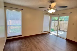 103 S Kaupo Dr, Bastrop, TX 78602 - Photo 5