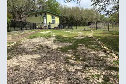 1002 Spanish Oak Trail #B, Manchaca, TX 78652 - Photo 15