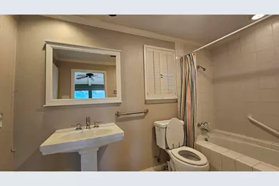 4902 Westview Drive, Austin, TX 78731 - Photo 19