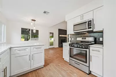 4905 Lambs Lane, Austin, TX 78744 - Photo 7