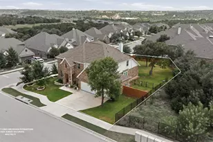 1106 Silent Oaks Dr, Georgetown, TX 78628 - Photo 35