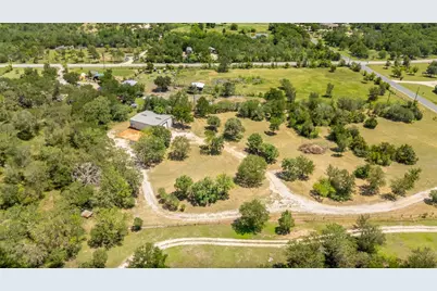 7502 Wells Trace, Manor, TX 78653 - Photo 17